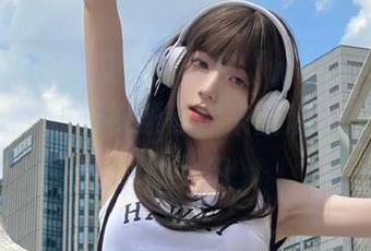 吃瓜当然要在“www.4hu51.com”！最新视频等你来围观，快来吧小仙女们