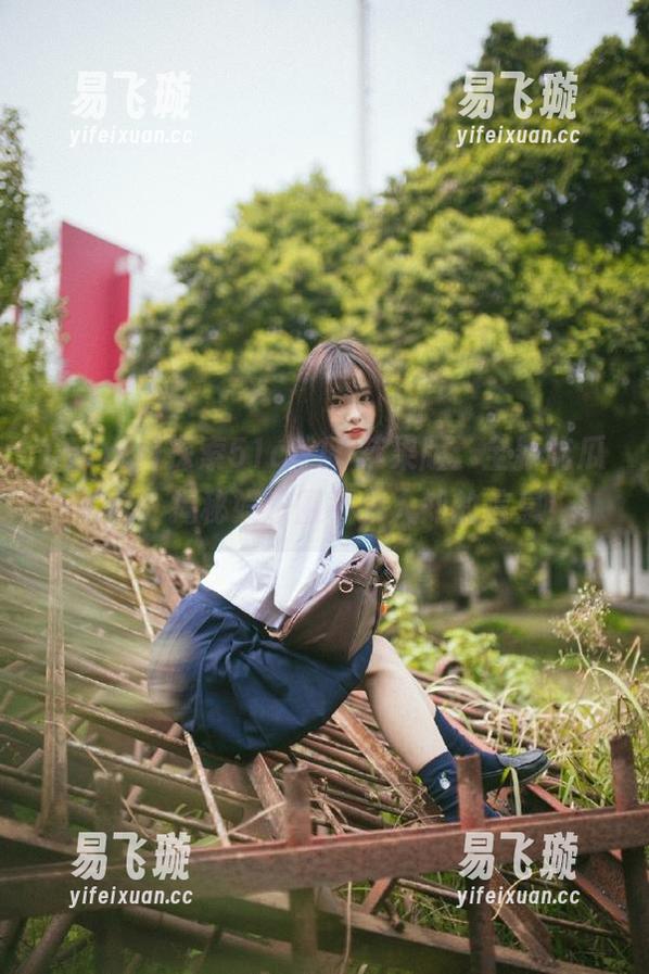 51cg 探索51cg10苹果版:全新吃瓜平台,揭秘娱乐圈不为人知的信息!