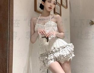在“61吃瓜.cc”上下载你喜欢的吃瓜内容，享受无尽欢乐，让生活更精彩！