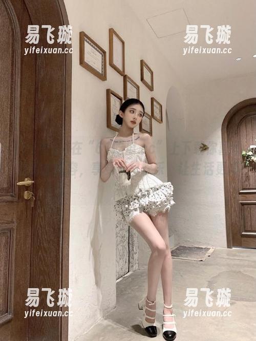 61吃瓜 在“61吃瓜.cc”上下载你喜欢的吃瓜内容,享受无尽欢乐,让生活更精彩!