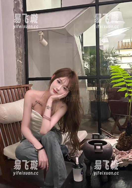 ccgg ccgg51.ct吃瓜带你走进最新娱乐圈:下载app获取实时消息