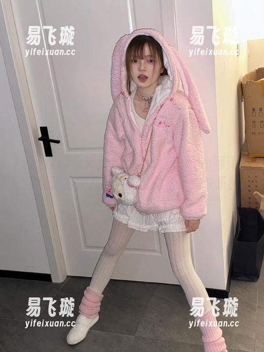 zzzttt 今天又在zzzttt48.com网页上追到了热搜八卦,吃瓜的日子真快乐!