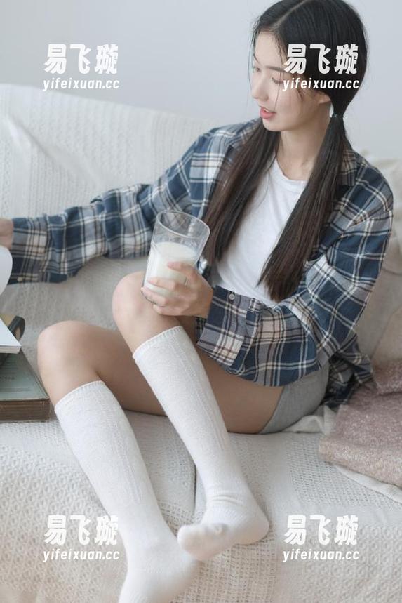 今日吃瓜 今日吃瓜每日更新热门大瓜,快来下载,握紧娱乐资讯的脉搏!
