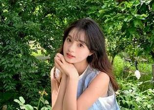 在线吃瓜网红全新ios更新上线，帮你更好地追逐网络红人的每一个瞬间！