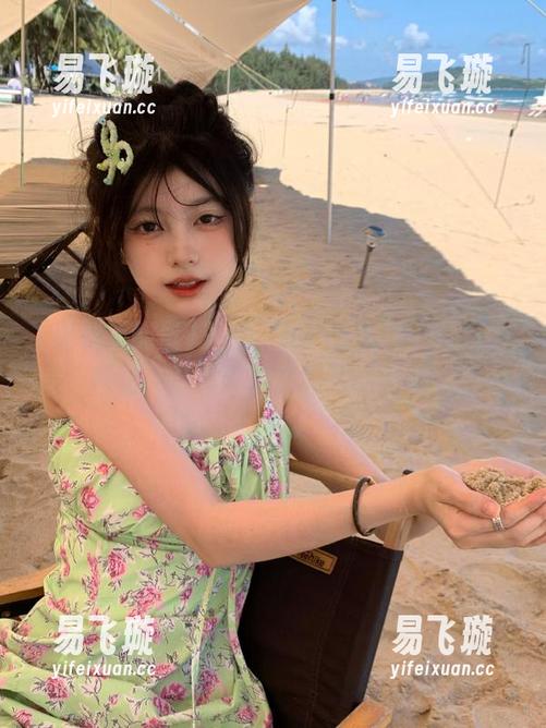 关注“黑料正能量155fun”网站，开始你的黑料趣闻收藏之旅